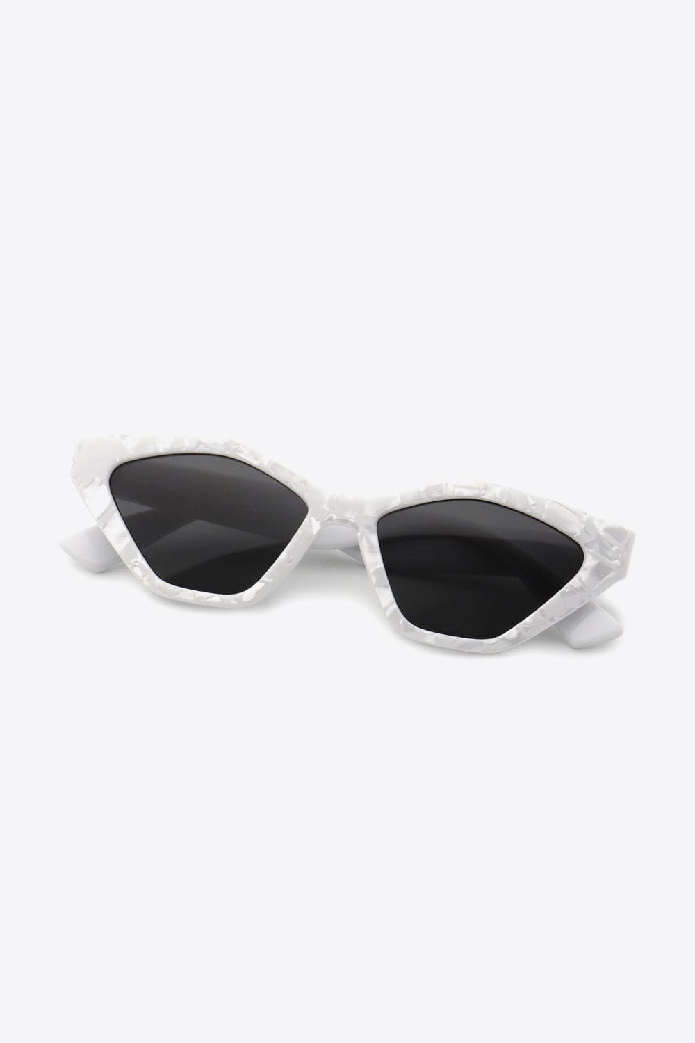 White Smoke Cat Eye Polycarbonate Sunglasses Sentient Beauty Fashions *Accessories