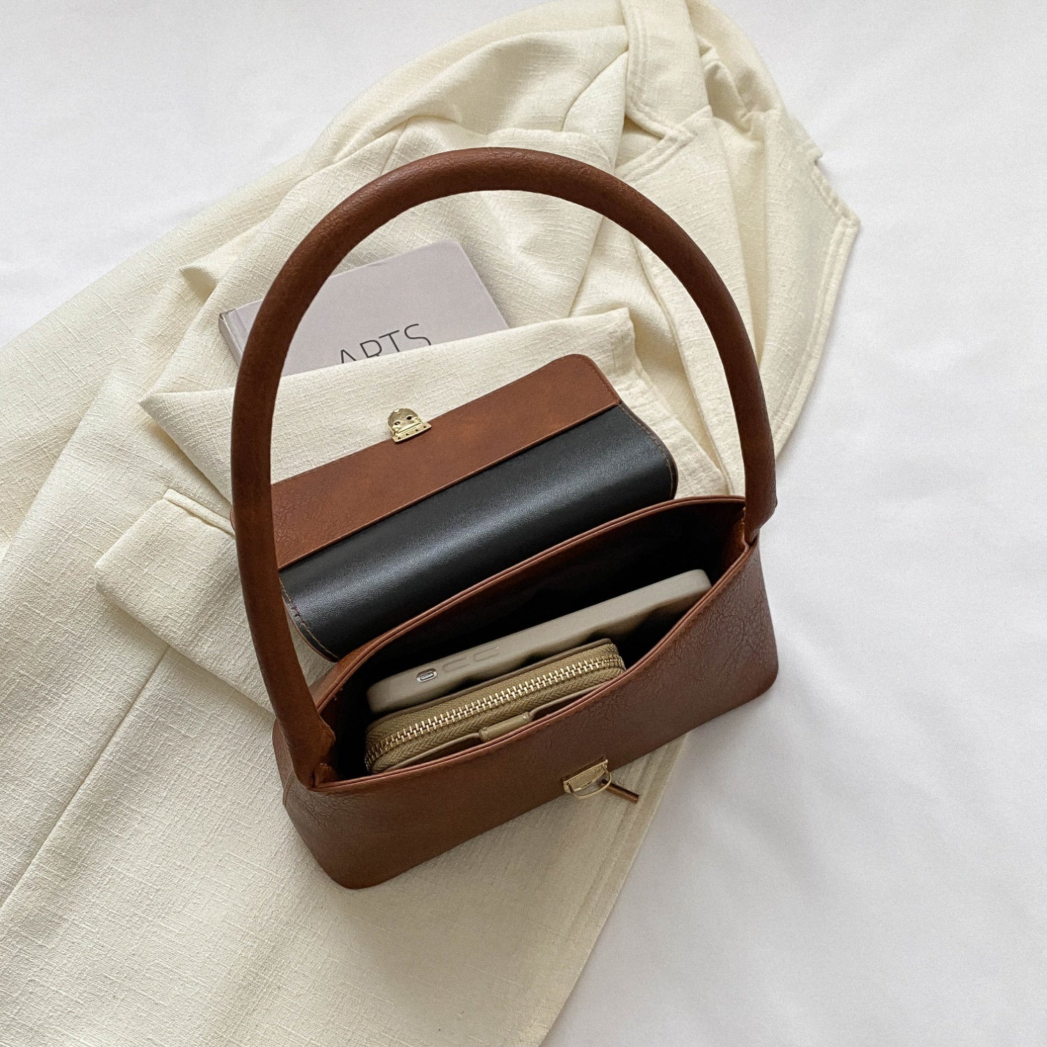 Light Gray PU Leather Shoulder Bag Sentient Beauty Fashions Bag