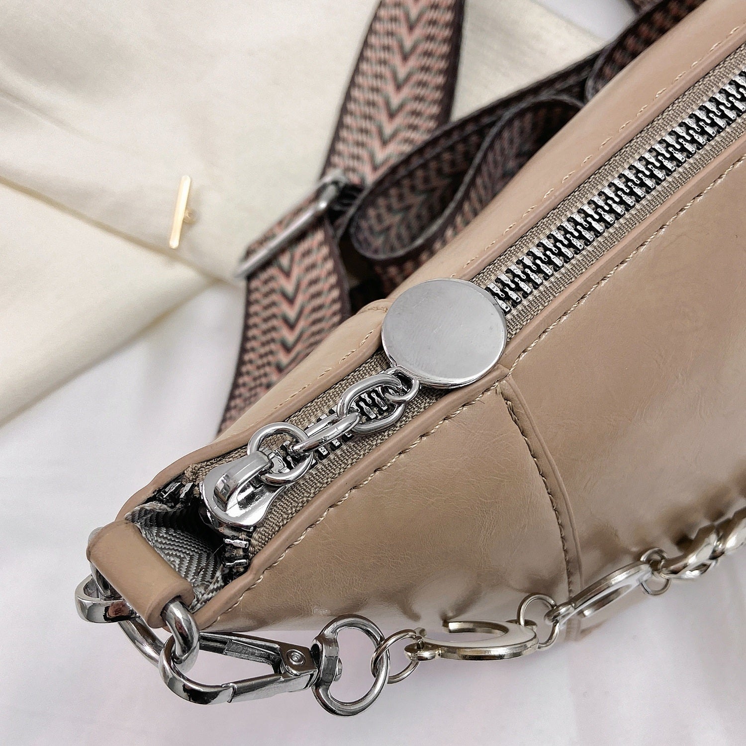 Gray PU Leather Chain Trim Crossbody Bag Sentient Beauty Fashions bags