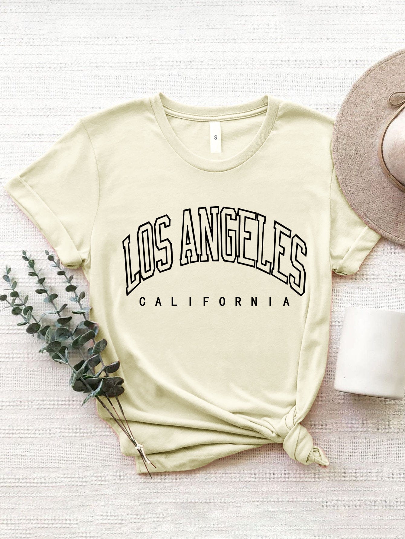 Antique White LOS ANGELES CALIFORNIA Round Neck T-Shirt