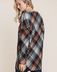 BOMBOM Plaid Round Neck Long Sleeve Knit Top