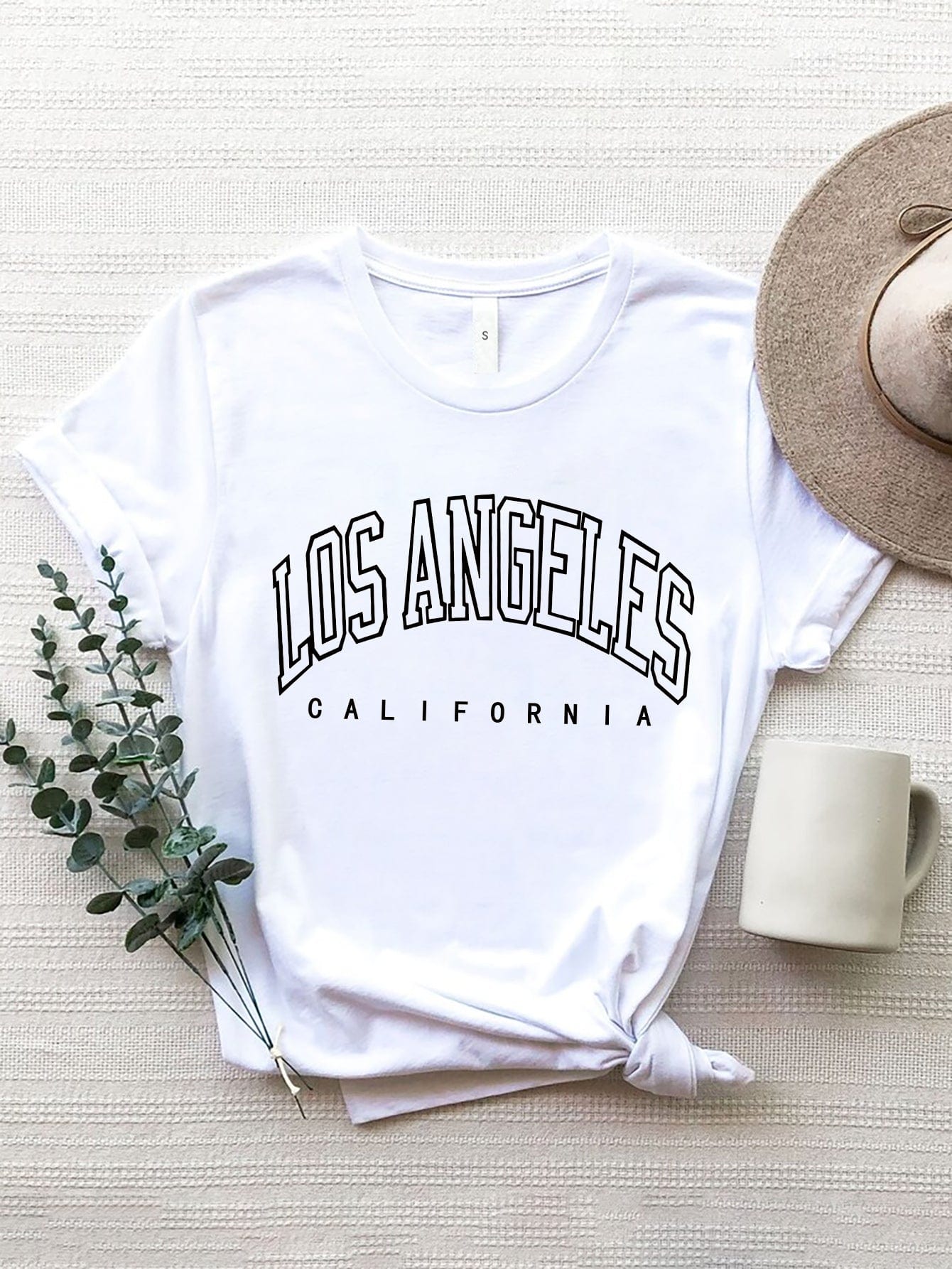 Lavender LOS ANGELES CALIFORNIA Round Neck T-Shirt