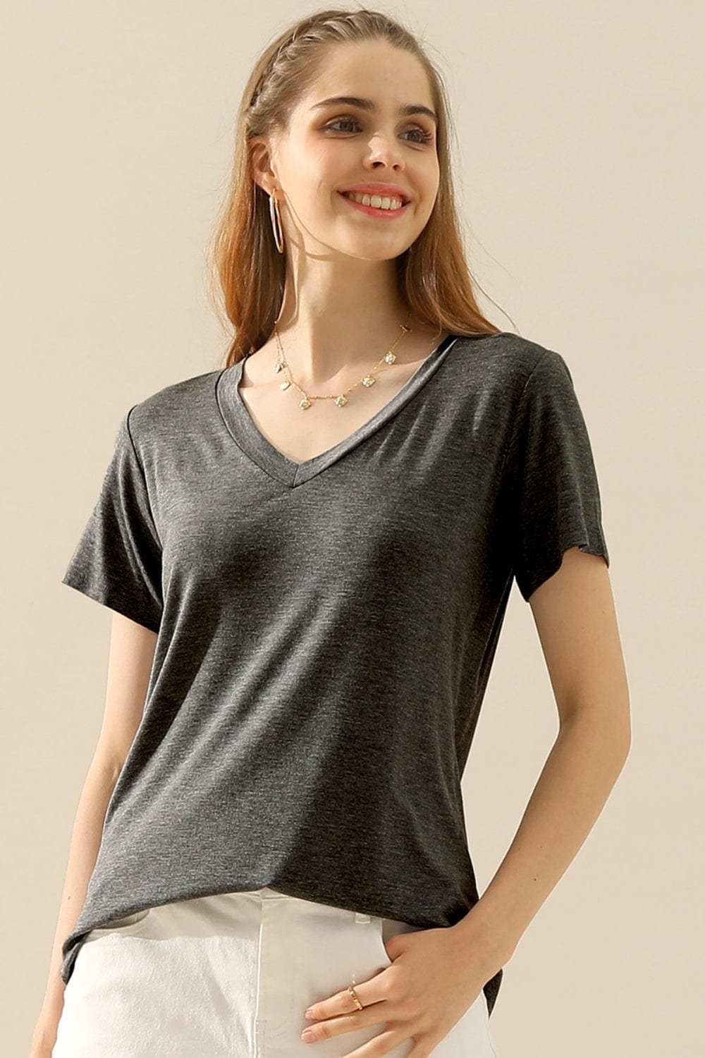 Light Gray Ninexis Full Size V-Neck Short Sleeve T-Shirt