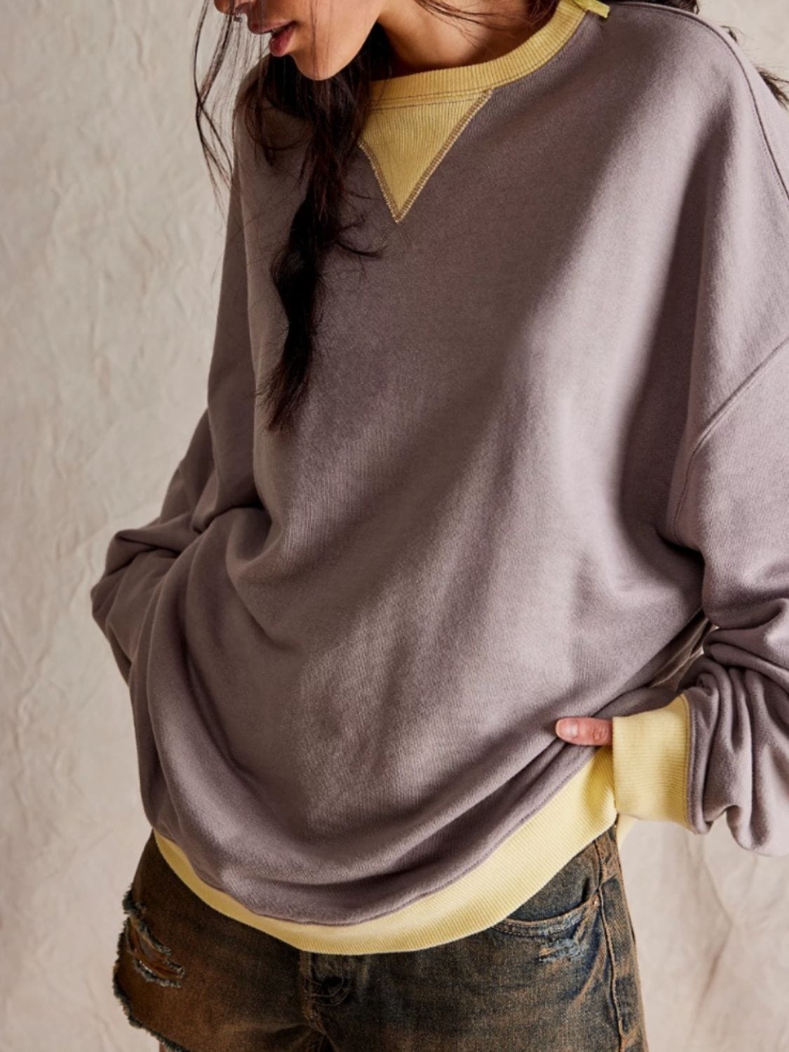 Dark Gray Contrast Trim Round Neck Long Sleeve Sweatshirt