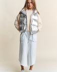 J.NNA Snap and Zipper Shiny Metallic Puffer Vest