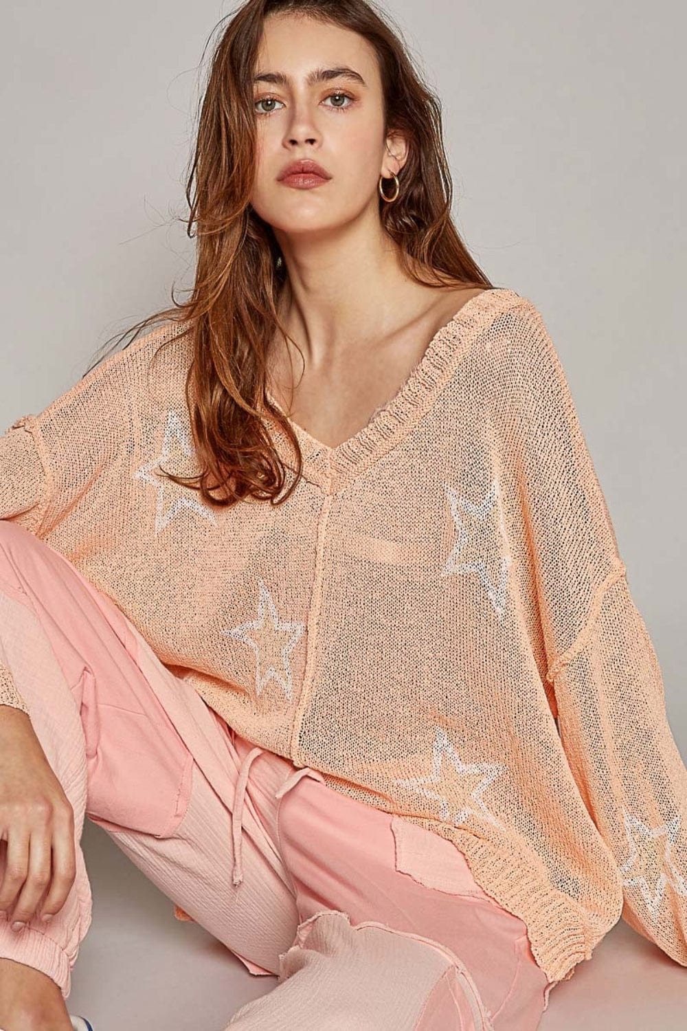 Tan POL V-Neck Long Sleeve Star Print Knit Top