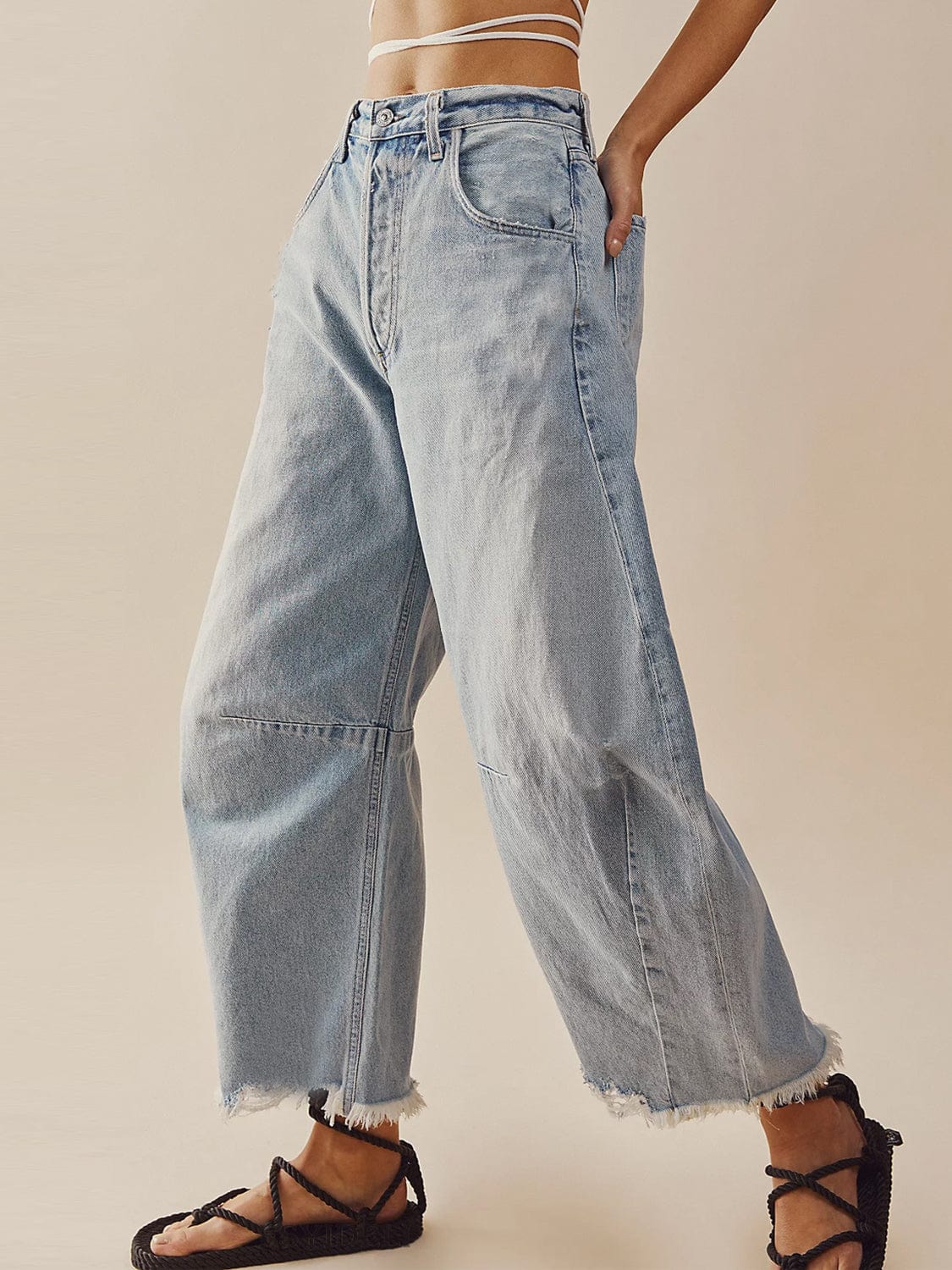 Gray Raw Hem Wide Leg Jeans with Pockets