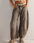 Wide Leg Jeans with Pockets