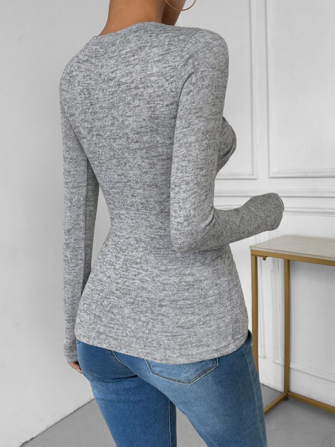 Gray Twisted Round Neck Long Sleeve T-Shirt