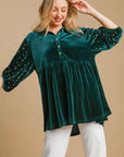 Umgee Pearl Detail Half Sleeve Velvet Babydoll Blouse