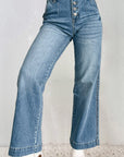 Light Gray Straight Jeans with Pockets