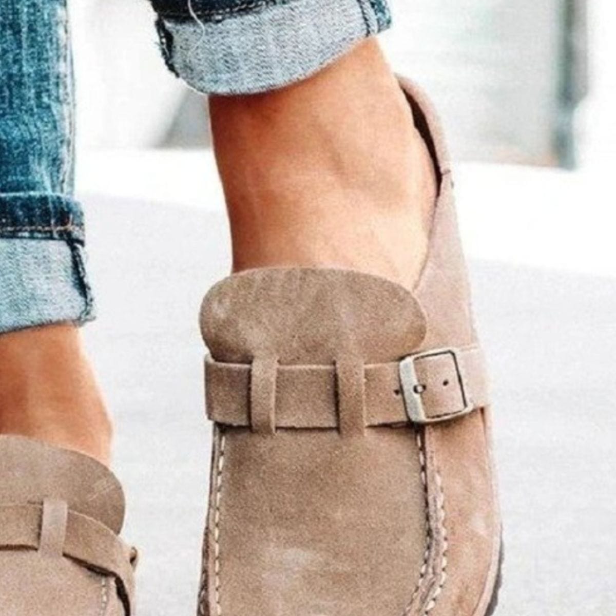 Light Gray Round Toe Low Heel Buckle Sneakers