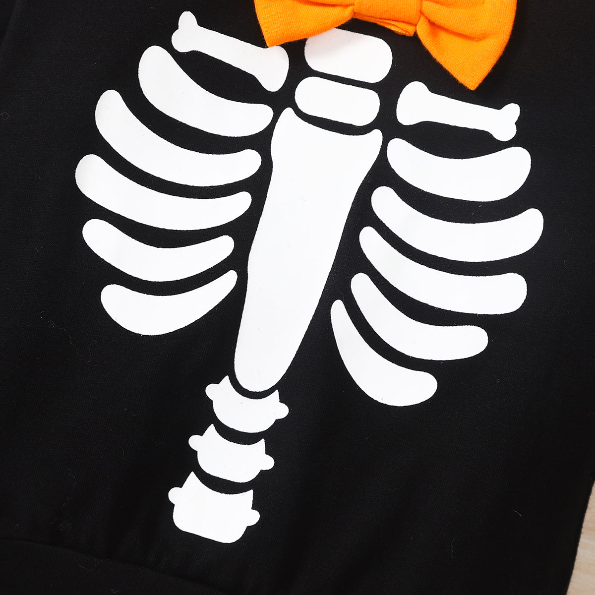 Black Skeleton Pattern Round Neck Sweatshirt and Bone Pattern Pants Set Sentient Beauty Fashions Apparel & Accessories