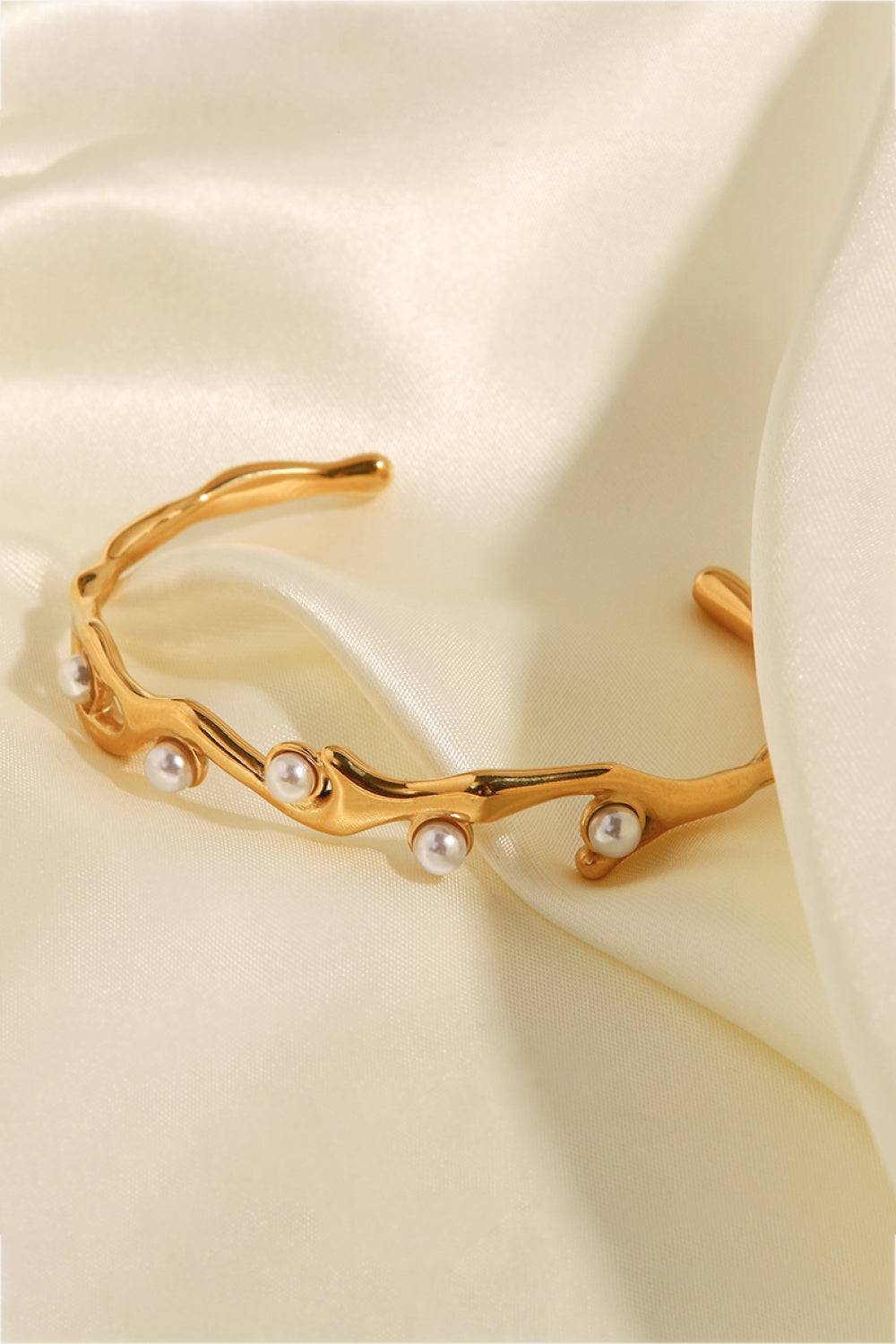 Wheat Inlaid Synthetic Pearl Open Bracelet