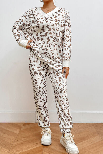 Light Gray Leopard V-Neck Top and Pants Lounge Set Sentient Beauty Fashions Apparel & Accessories