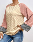 Light Gray Checkered Contrast Round Neck Long Sleeve T-Shirt Sentient Beauty Fashions Apparel & Accessories