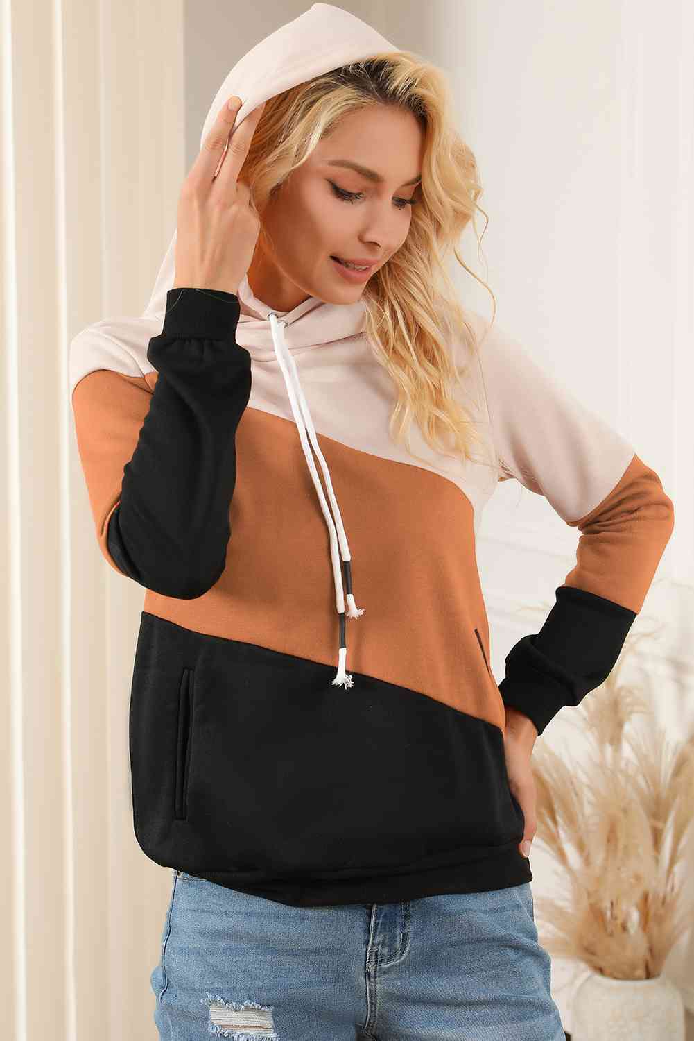 Light Gray Color Block Drawstring Hoodie with Pockets Sentient Beauty Fashions Apparel & Accessories