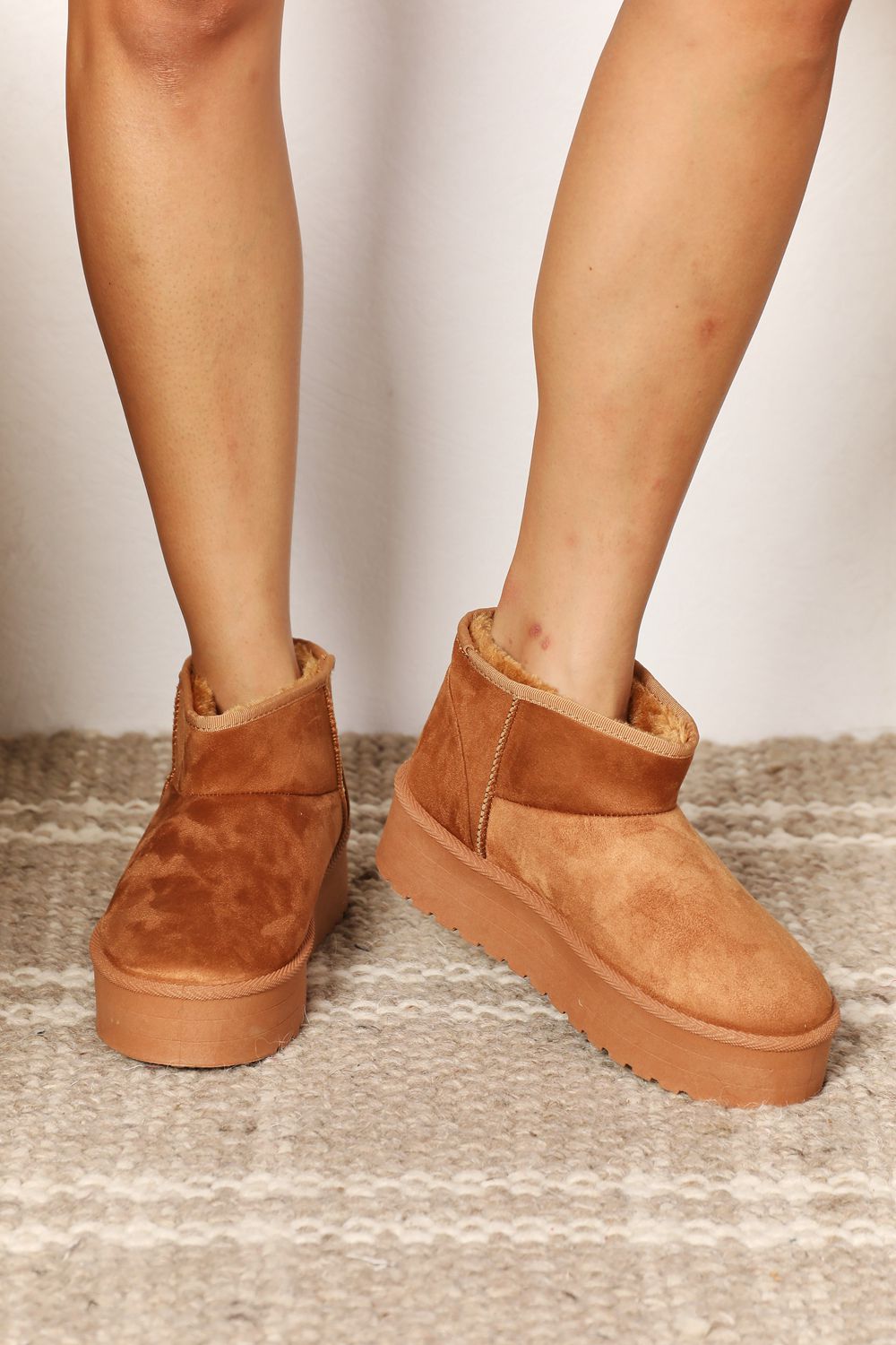 Tan Legend Women&#39;s Fleece Lined Chunky Platform Mini Boots Sentient Beauty Fashions shoes