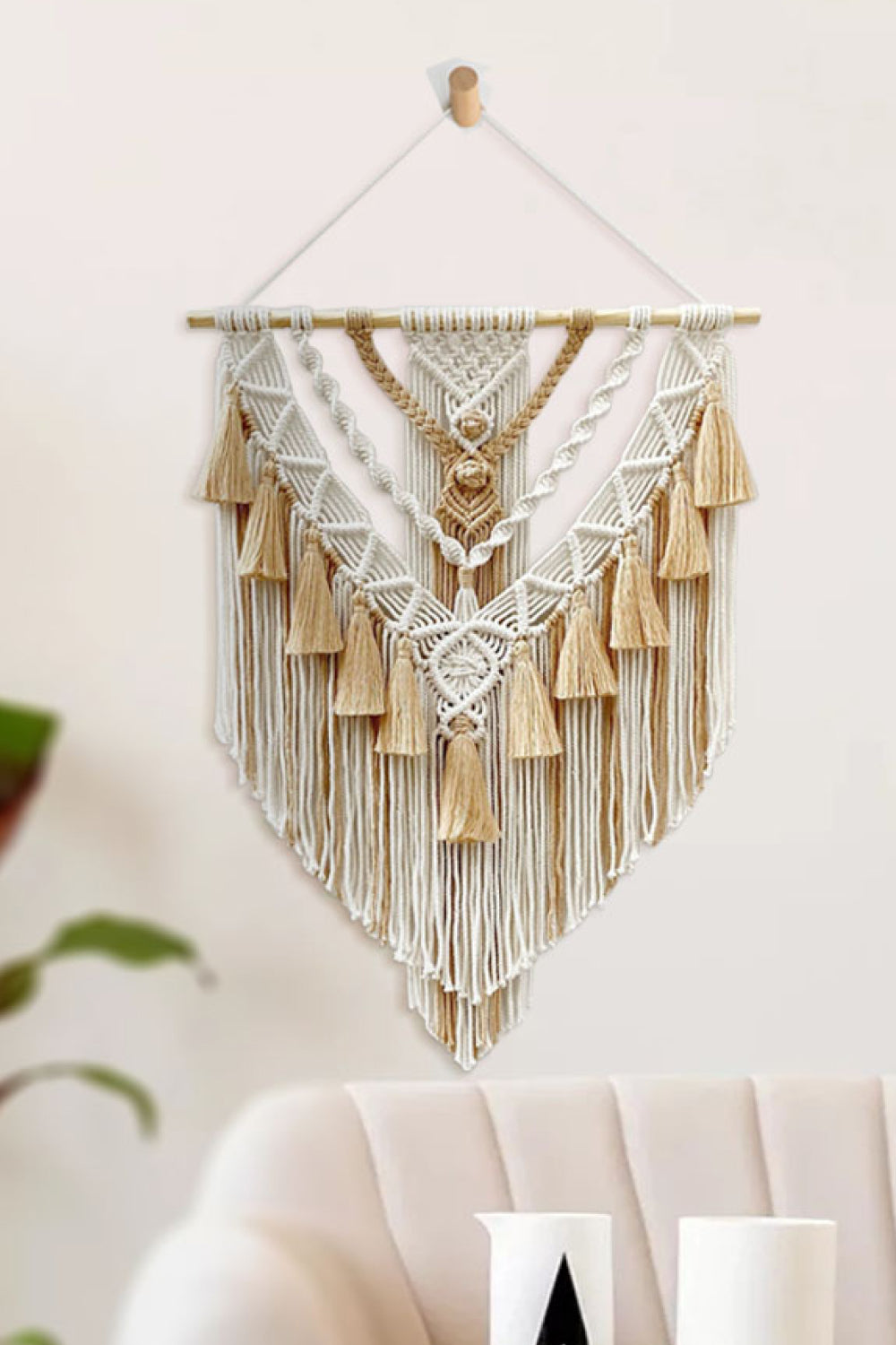 Light Gray Two-Tone Macrame Wall Hanging Sentient Beauty Fashions Home Decor