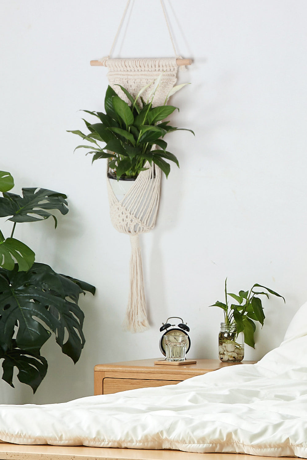 Light Gray Macrame Basket Wall Hanging Sentient Beauty Fashions Home Decor