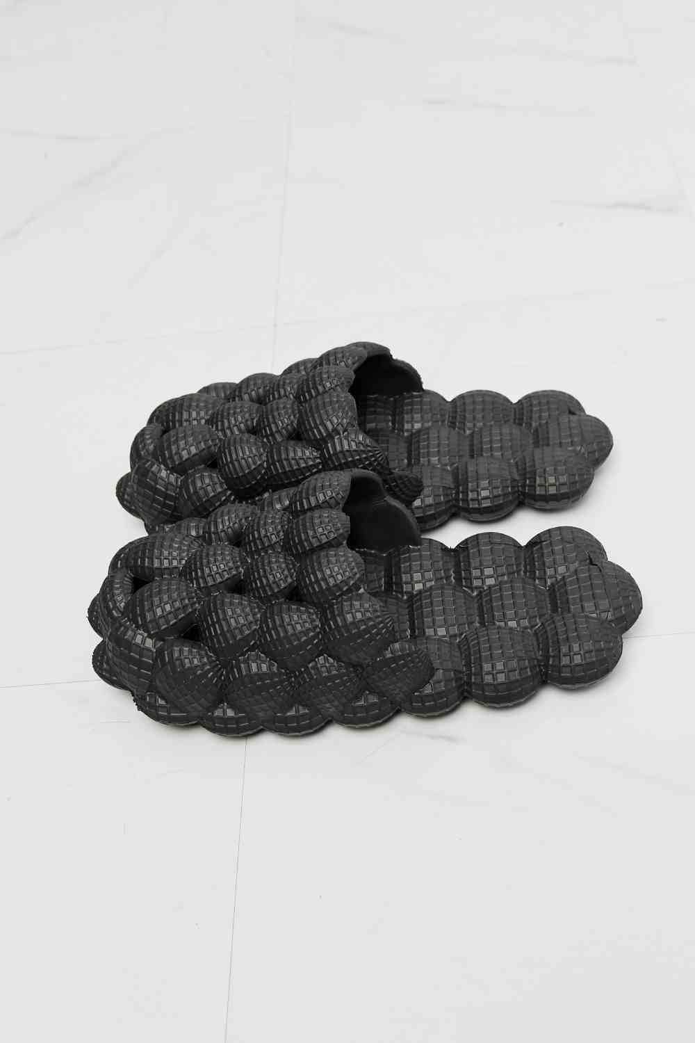 Dark Slate Gray NOOK JOI Laid Back Bubble Slides in Black Sentient Beauty Fashions Shoes