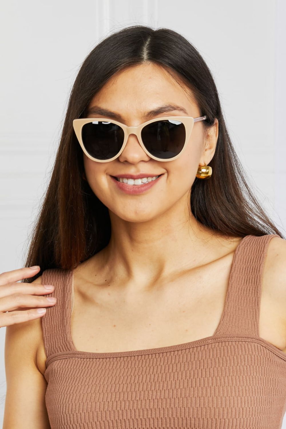Tan Cat-Eye Acetate Frame Sunglasses Sentient Beauty Fashions Apparel & Accessories