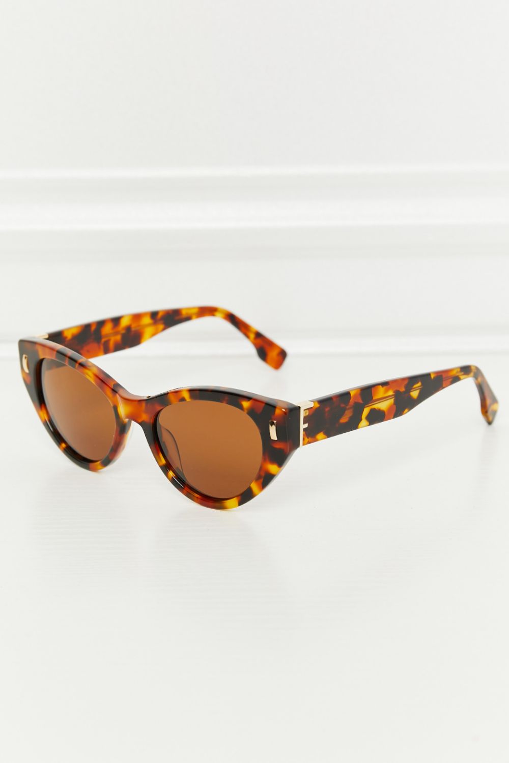 Beige Tortoiseshell Acetate Frame Sunglasses Sentient Beauty Fashions Apparel & Accessories