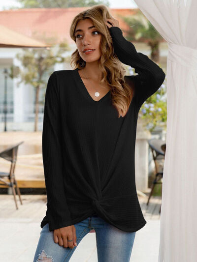 Black Twisted V-Neck Long Sleeve T-Shirt Sentient Beauty Fashions Apparel &amp; Accessories
