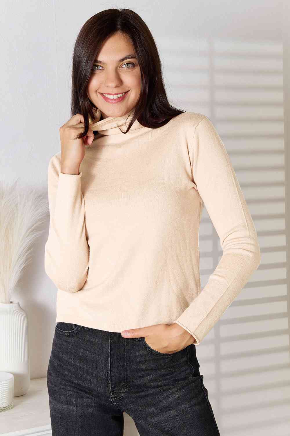 Light Gray Turtleneck Long Sleeve Knit Top Sentient Beauty Fashions
