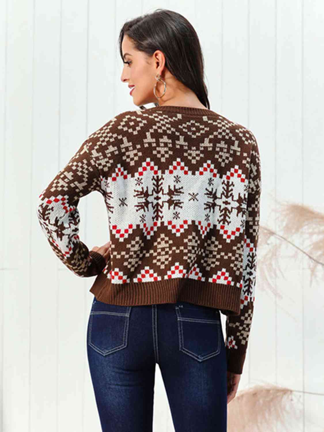 Beige Snowflake Pattern Round Neck Sweater