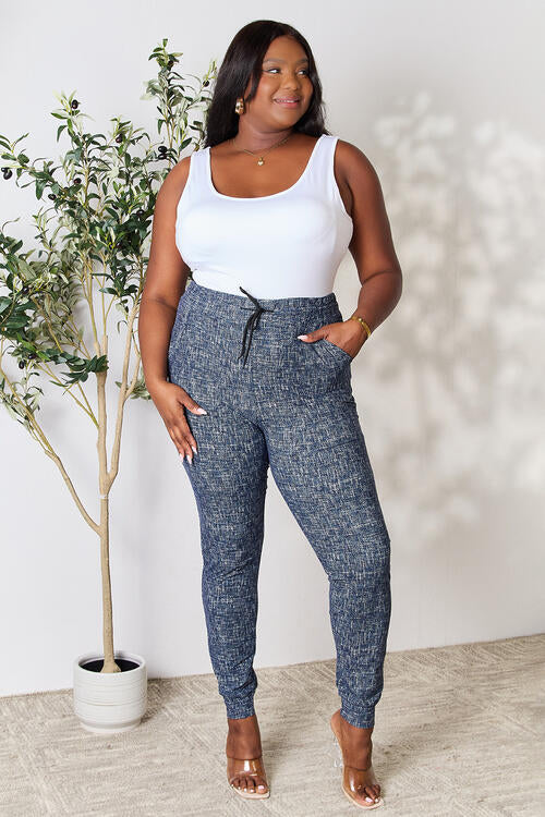 Light Gray LOVEIT Heathered Drawstring Leggings with Pockets Sentient Beauty Fashions Apparel &amp; Accessories
