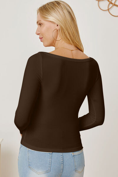 Black Square Neck Long Sleeve T-Shirt Sentient Beauty Fashions Apparel &amp; Accessories