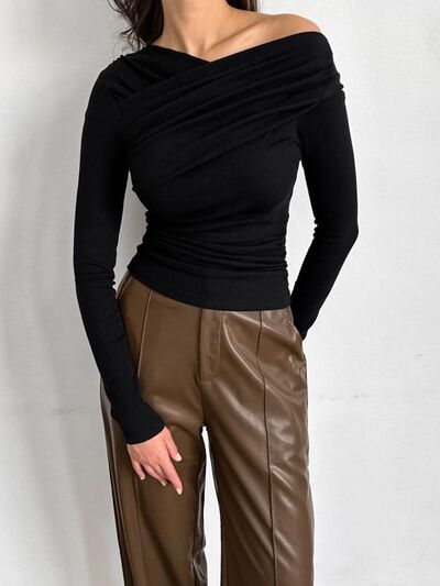 Black Ruched Long Sleeve T-Shirt Sentient Beauty Fashions