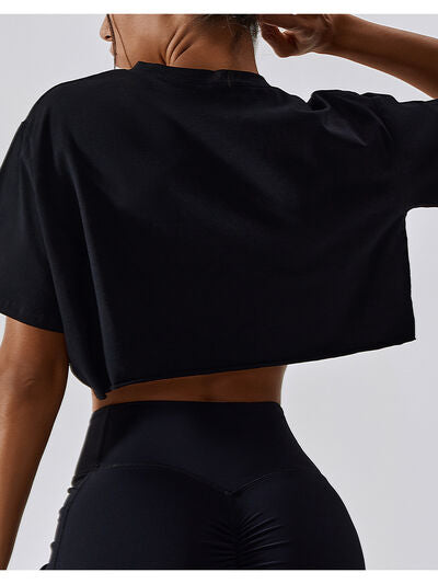 Black Cropped Round Neck Short Sleeve Active Top Sentient Beauty Fashions Apparel &amp; Accessories