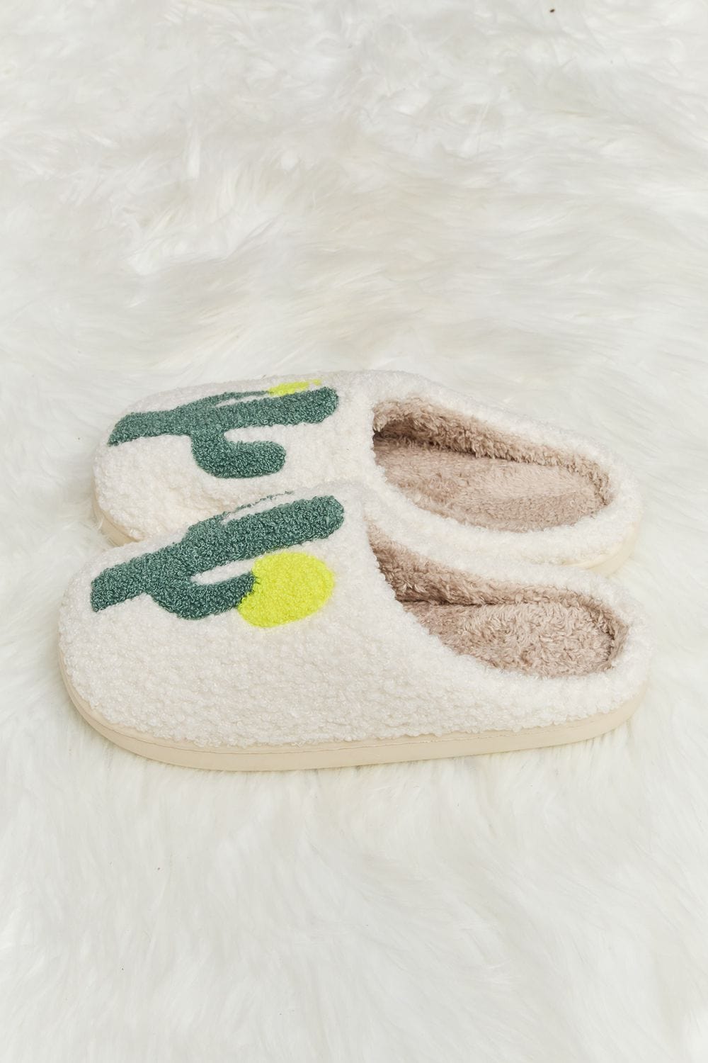 Light Gray Melody Cactus Plush Slide Slippers