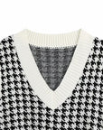 Light Gray Houndstooth V-Neck Sweater Vet