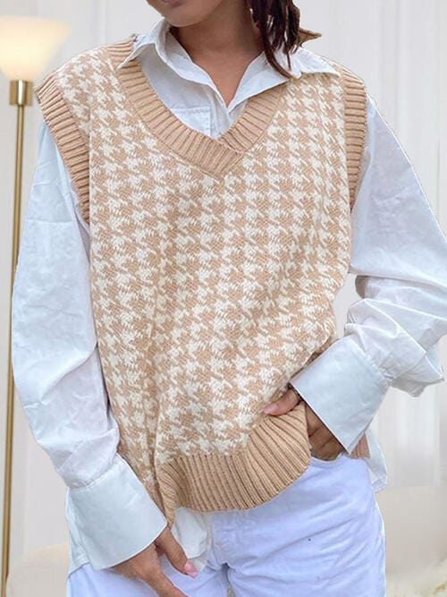 Gray Houndstooth V-Neck Sweater Vet