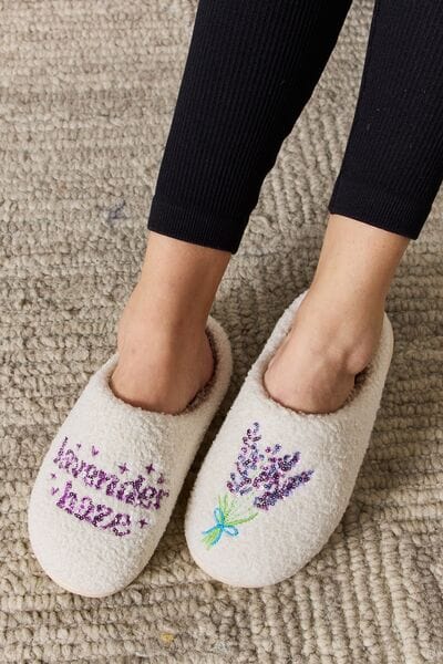 Rosy Brown Melody Sequin Pattern Cozy Slippers