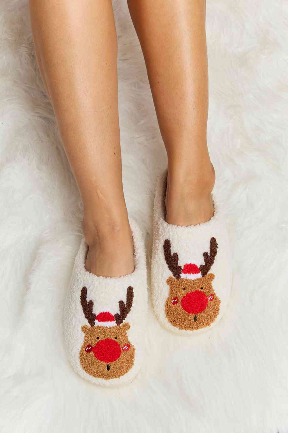 Light Gray Melody Rudolph Print Plush Slide Slippers