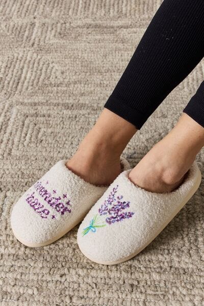 Rosy Brown Melody Sequin Pattern Cozy Slippers