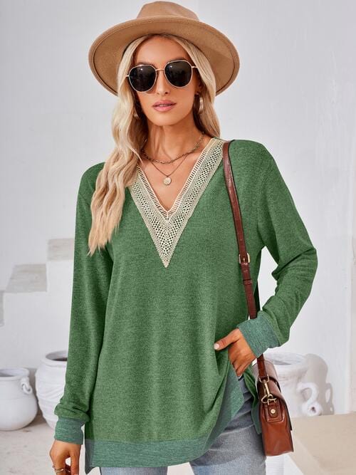 Light Gray Crochet Contrast V-Neck Long Sleeve Slit T-Shirt