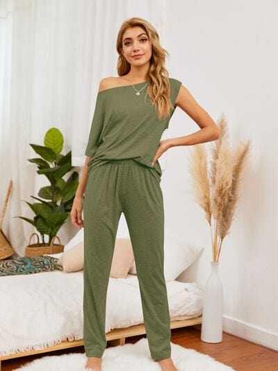 Light Gray Round Neck Top and Pants Lounge Set