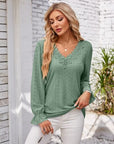 Gray Applique V-Neck Flounce Sleeve T-Shirt