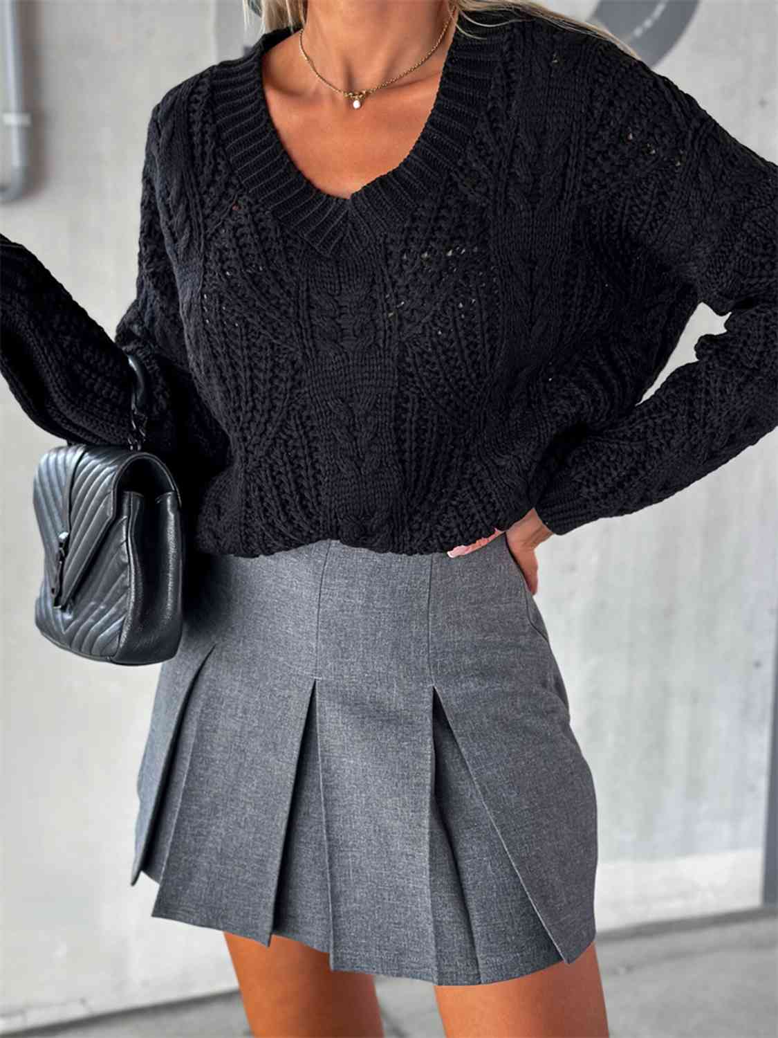 Gray V-Neck Cable-Knit Long Sleeve Sweater