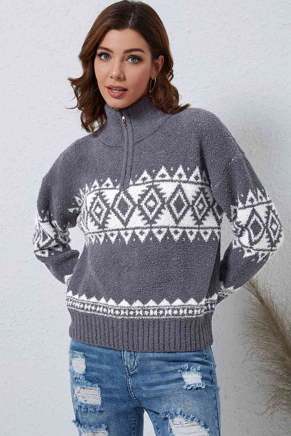 Light Gray Zip-Up Geometrical Pattern Pullover Sweater