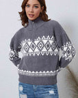 Light Gray Zip-Up Geometrical Pattern Pullover Sweater