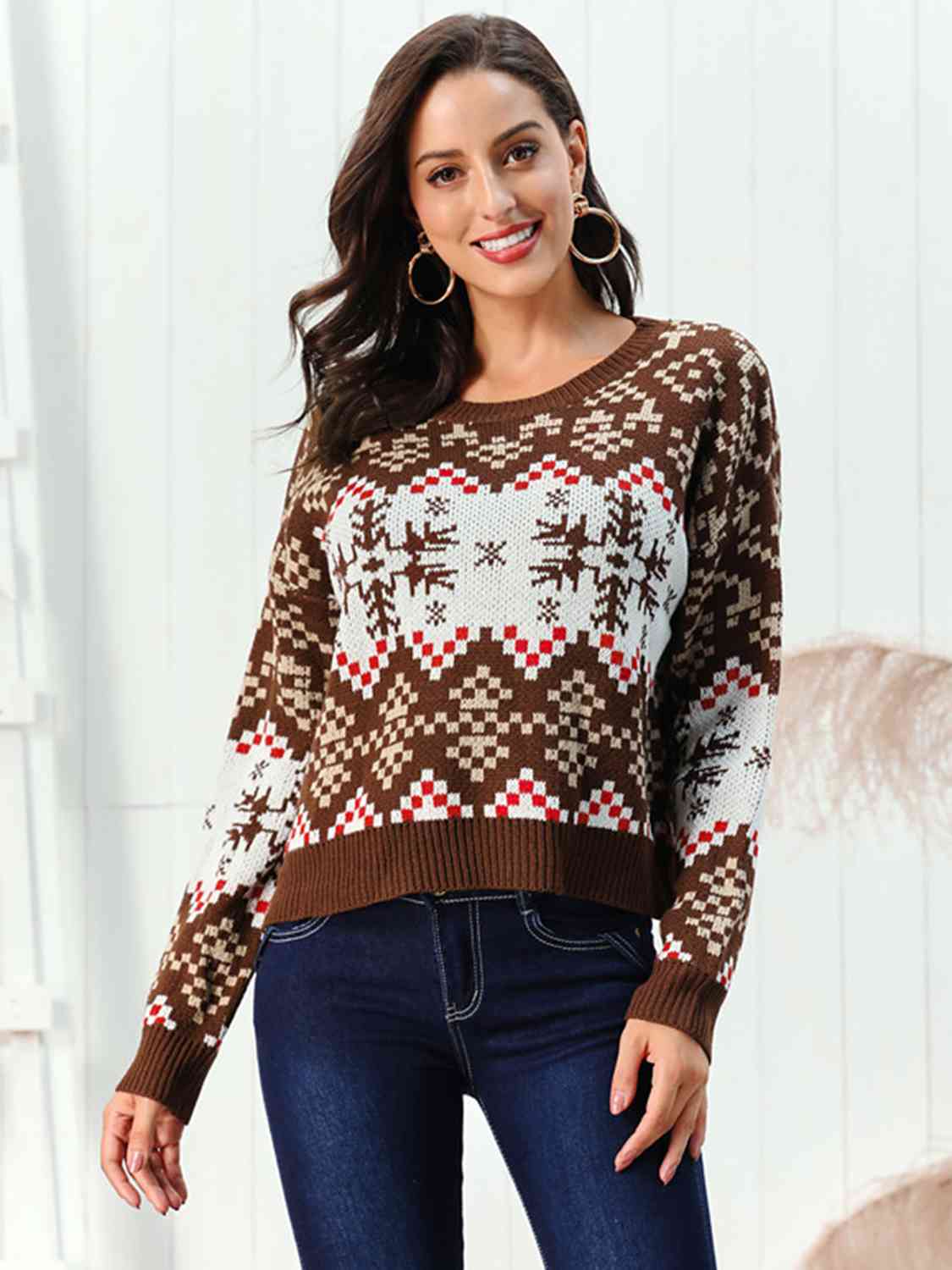 Light Gray Snowflake Pattern Round Neck Sweater