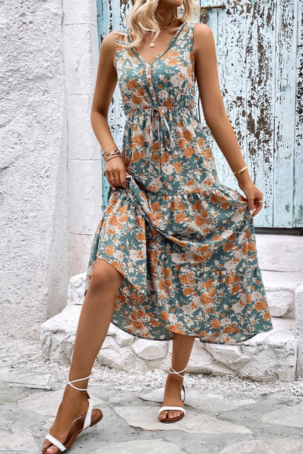 Light Gray Floral V-Neck Tiered Sleeveless Dress