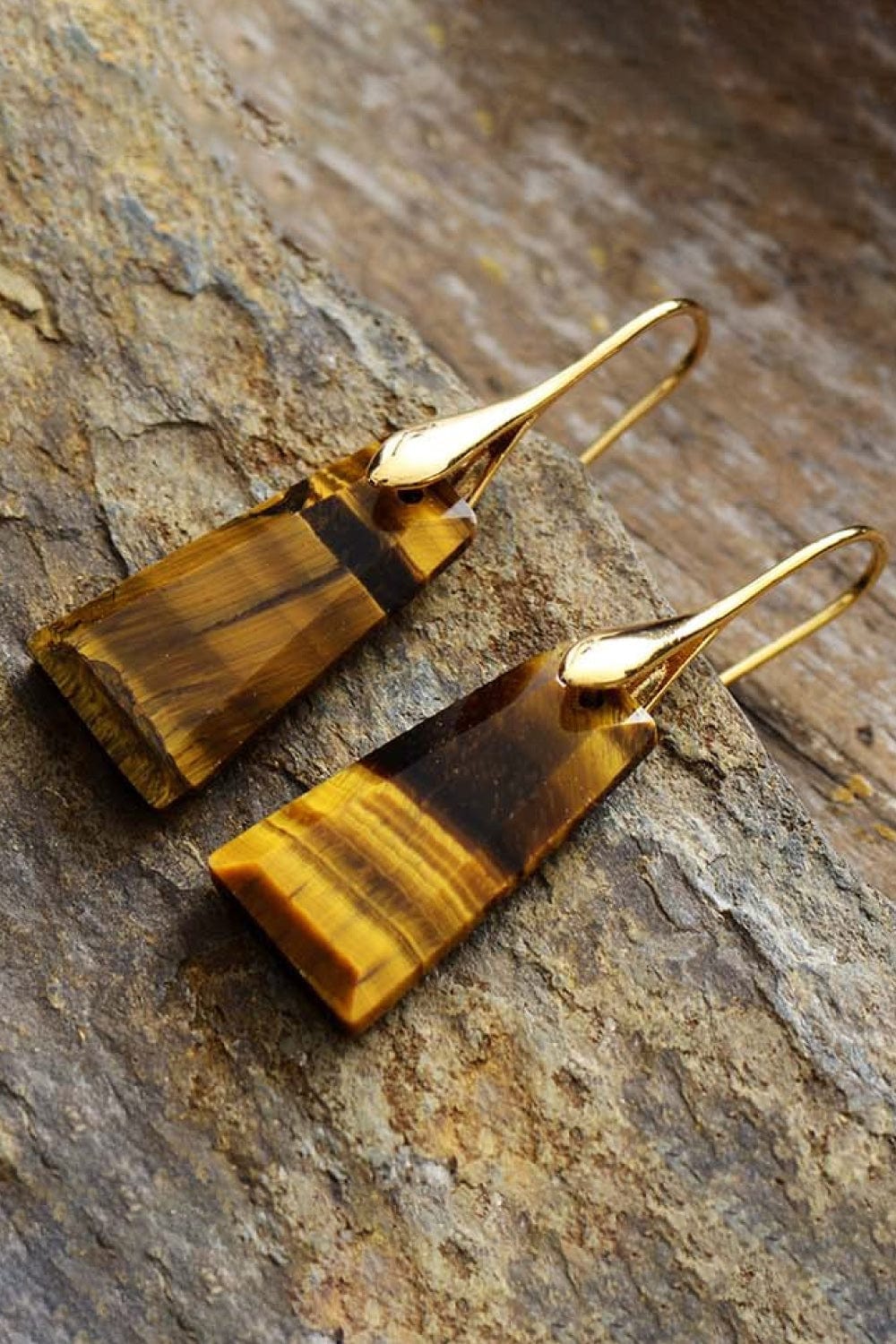 Dim Gray Handmade Geometrical Shape Natural Stone Dangle Earrings