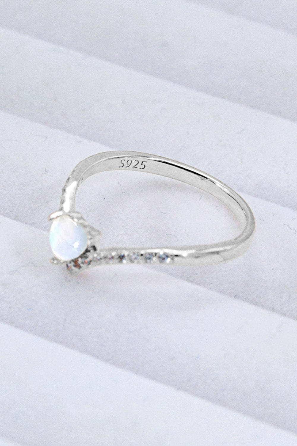 Light Gray Moonstone Heart-Shaped Ring